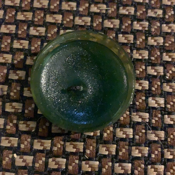 New Yankee Candle Skating Snowman! - Picture 5 of 5